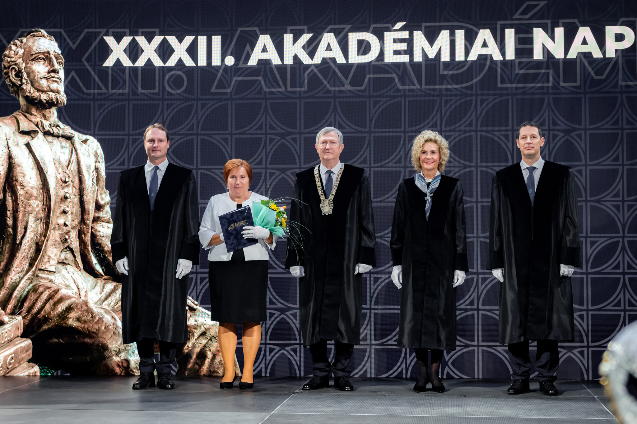 The Pro Universitate Award was presented to Eszter Gede. (Photo: András Adorján)